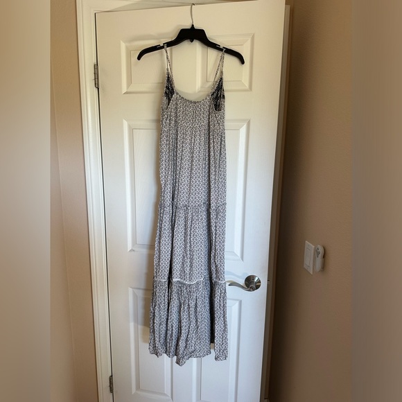 Embroidered Lace Tiered Maxi Dress | American Eagle - Picture 5 of 10